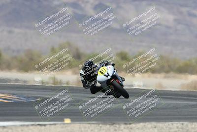 media/Apr-19-2025-CVMA (Sat) [[586b59ad56]]/Race 10-Amateur Supersport Middleweight/